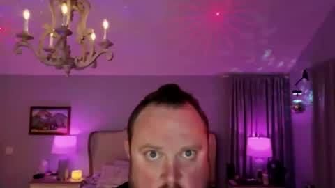 Bigboi1o11 online show from February 22, 9:46 am