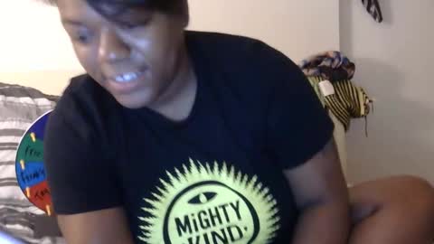 bigbootibambii online show from March 4, 3:03 am