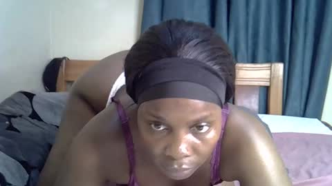 Vee online show from November 13, 1:41 am