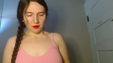 Isabella online show from February 8, 9:18 pm