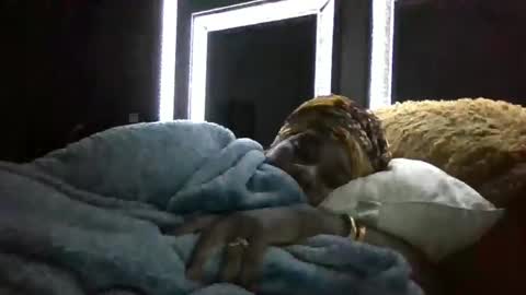 bigbootydimpless online show from December 30, 5:58 am