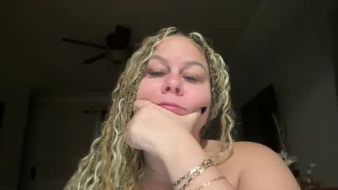 BIG BREAST SABRINA online show from March 18, 12:00 pm