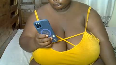 Snapshot of bigchocotities chatting on February 1, 4:03 am bigchocotities online show from February 1, 4:03 am