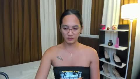 SUCK ME TILL I EXPLODE online show from November 8, 6:44 pm