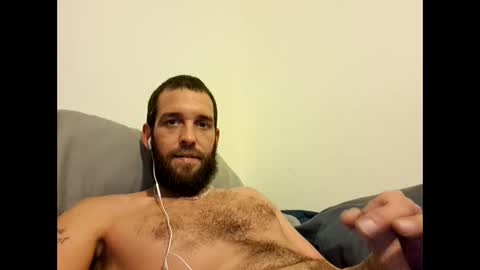 Snapshot of bigdic42088 chatting on March 11, 3:58 am bigdic42088 online show from March 11, 3:58 am