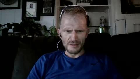 bigdickdawg90 online show from April 8, 11:30 pm