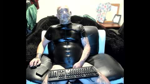 bigdickpiercedtattoos online show from November 4, 2:57 am