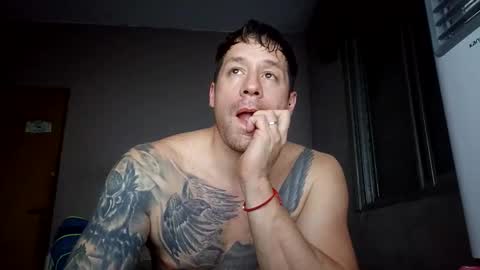 biggeboyy online show from April 16, 2:44 am