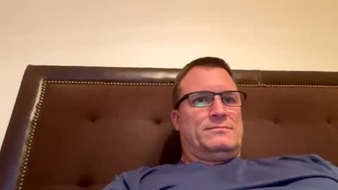 bigger22332233 online show from December 9, 12:56 am