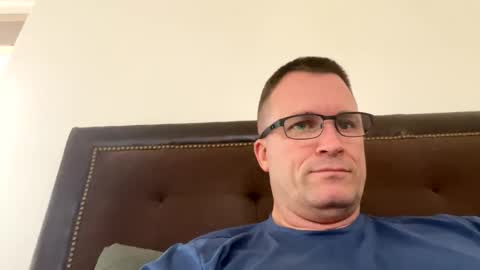 bigger22332233 online show from January 6, 5:59 pm