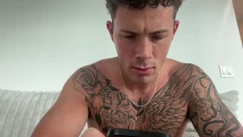 BIGJONNNNN online show from June 3, 5:29 pm