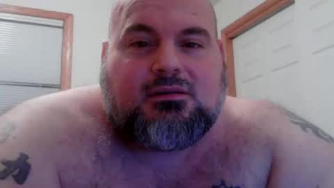 Snapshot of bigmanfalyfe chatting on October 26, 5:52 am BigManFaLyfe online show from October 26, 5:52 am