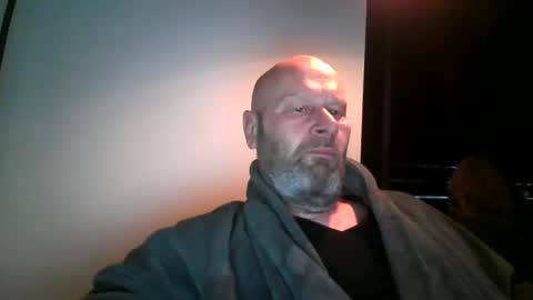 Snapshot of bigmike3339 chatting on January 22, 7:14 am bigmike3339 online show from January 22, 7:14 am