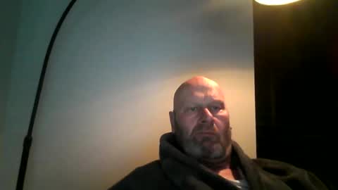 Snapshot of bigmike3339 chatting on January 11, 8:11 am bigmike3339 online show from January 11, 8:11 am