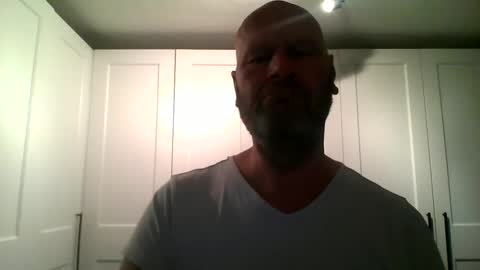 Snapshot of bigmike3339 chatting on January 7, 12:52 pm bigmike3339 online show from January 7, 12:52 pm