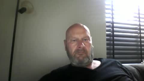 Snapshot of bigmike3339 chatting on September 10, 6:58 am bigmike3339 online show from September 10, 6:58 am