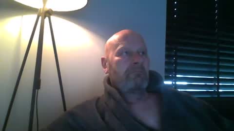 Snapshot of bigmike3339 chatting on March 12, 7:46 am bigmike3339 online show from March 12, 7:46 am