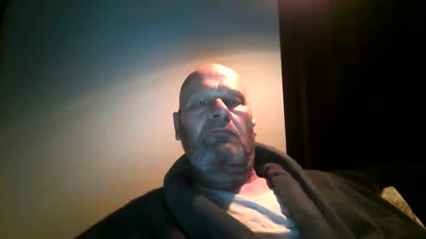 Snapshot of bigmike3339 chatting on January 30, 4:58 am bigmike3339 online show from January 30, 4:58 am