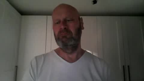 Snapshot of bigmike3339 chatting on January 13, 12:35 pm bigmike3339 online show from January 13, 12:35 pm