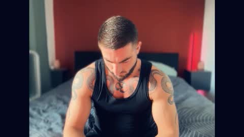 Snapshot of bigsnakeman1995 chatting on October 22, 1:35 pm Gogo online show from October 22, 1:35 pm