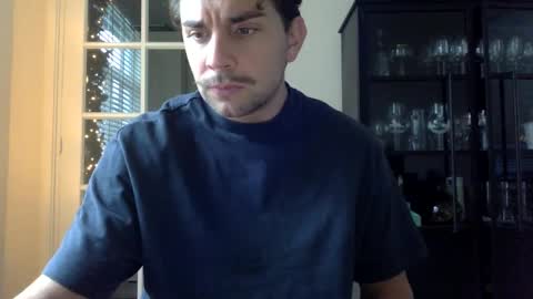 bikdig1 online show from December 15, 9:45 am