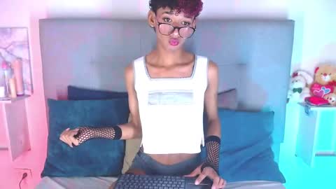 B-I-L-L-I-E 3 online show from October 8, 1:28 pm