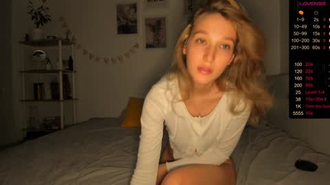 Billy and Lisahelp us to reach 100 likes online show from January 26, 9:40 pm