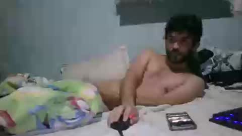 binhodm1 online show from December 4, 4:59 am