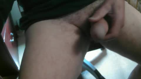 Snapshot of birdmanmchale chatting on February 4, 6:38 pm birdmanmchale online show from February 4, 6:38 pm