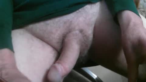 Snapshot of birdmanmchale chatting on February 4, 2:43 pm birdmanmchale online show from February 4, 2:43 pm