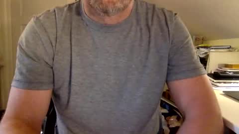 BisonBar online show from November 10, 3:59 pm