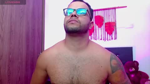 black_adams_ online show from July 28, 3:04 am