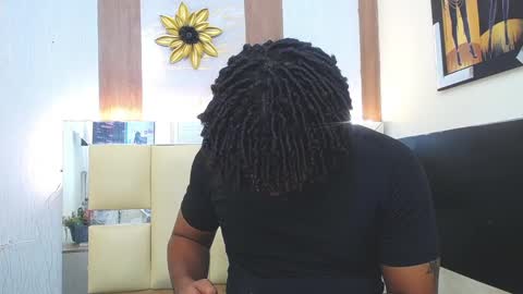 black_king_241 online show from October 3, 4:43 am