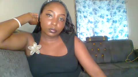 Dee online show from June 14, 3:52 am