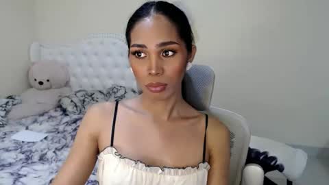 savanna online show from November 18, 7:33 am