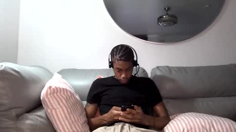 BlackBullTitus online show from October 7, 10:17 pm