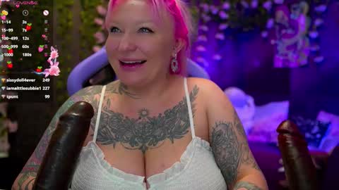 Snapshot of blackedbarbie chatting on September 27, 9:23 pm Alice online show from September 27, 9:23 pm