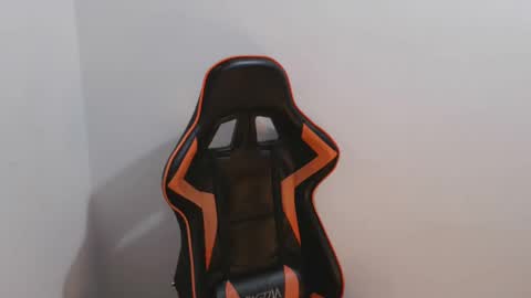 Snapshot of blackkiss_sweet chatting on February 19, 7:16 pm blackkiss_sweet online show from February 19, 7:16 pm