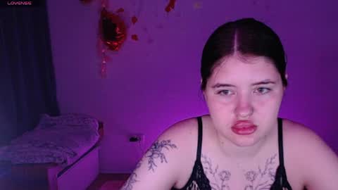 blackroseonee online show from May 10, 9:54 pm