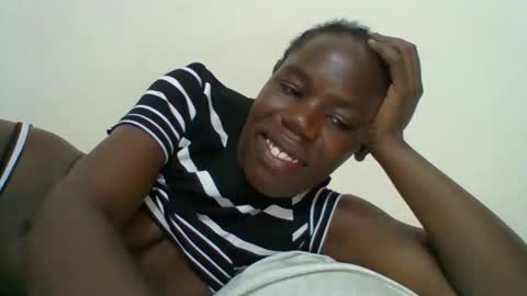 SARAH online show from April 10, 6:23 pm