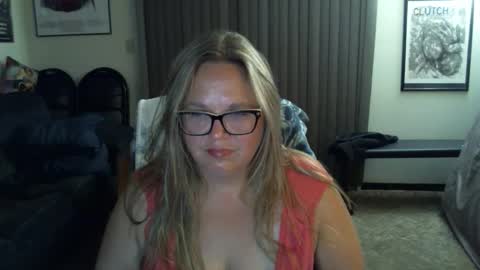 Snapshot of bladesizzo3111 chatting on October 1, 7:51 am bladesizzo3111 online show from October 1, 7:51 am