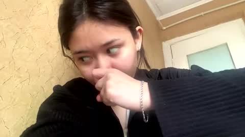 Mila online show from June 5, 3:06 pm