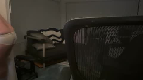 blake_strong online show from December 14, 10:43 am