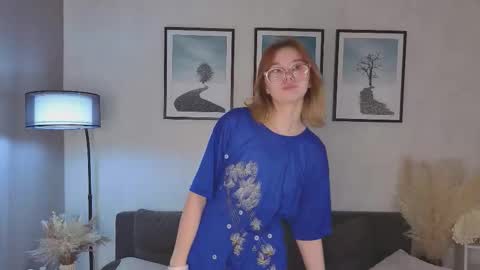 Snapshot of blakelatz chatting on October 21, 10:09 am Eliza online show from October 21, 10:09 am