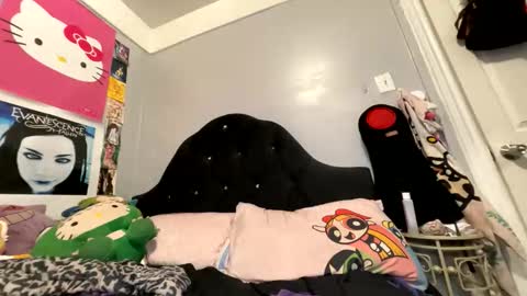 blasiangyal online show from April 11, 1:43 am