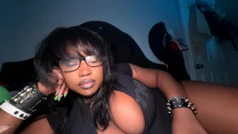 blasiangyal online show from June 5, 2:07 am