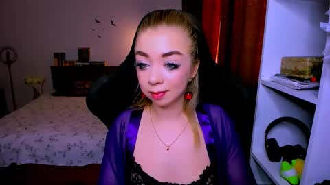 Nicole online show from January 15, 9:51 am