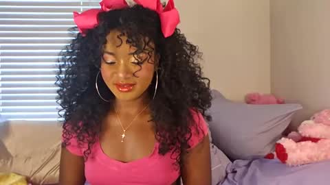 Snapshot of bliss_vixen chatting on September 21, 1:48 pm bliss_vixen online show from September 21, 1:48 pm