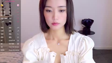 YoYo online show from November 4, 8:04 am