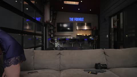 blondefoxsilverfox online show from February 13, 5:05 pm